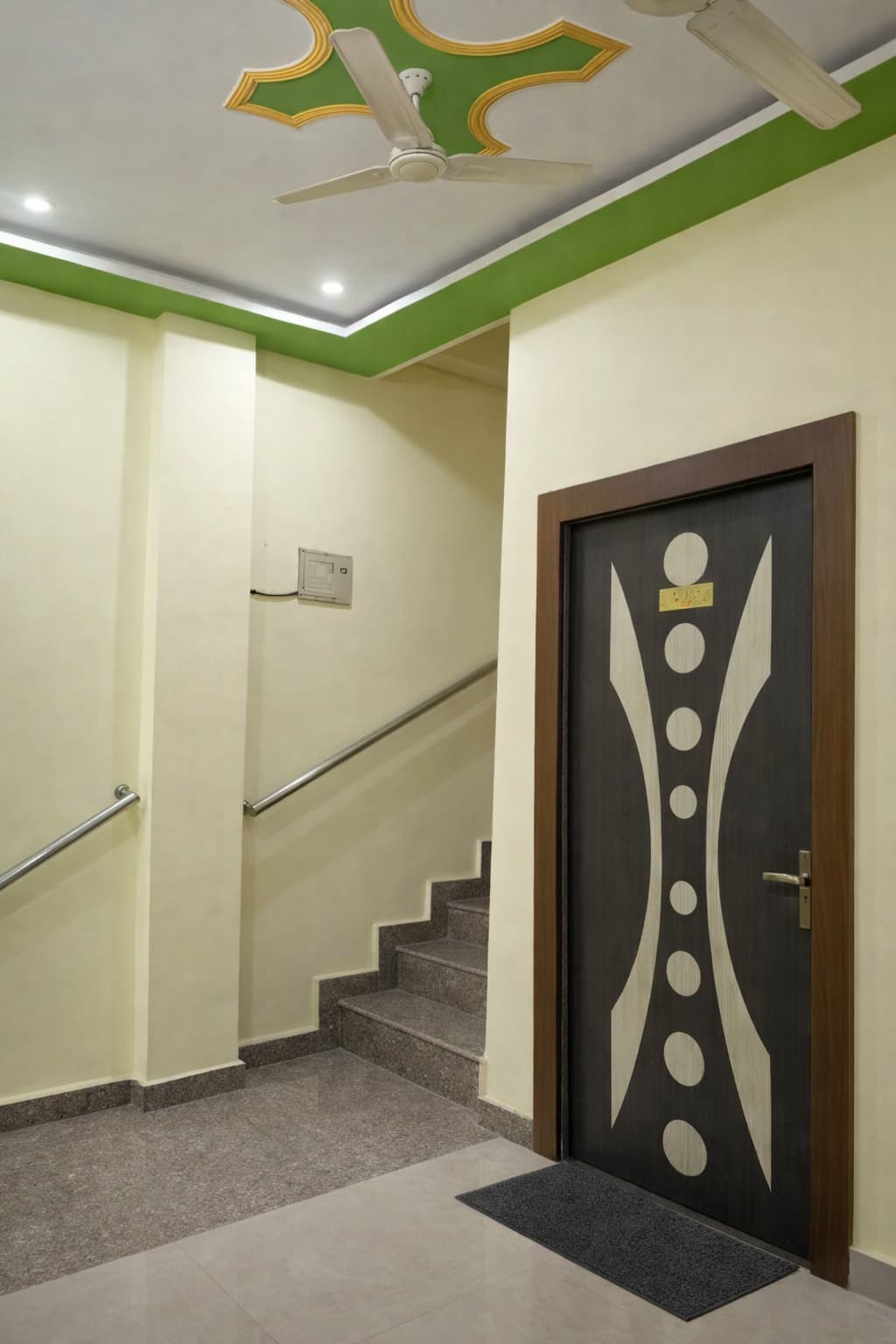 Hotel Shivoham Rooms — gallery image 1