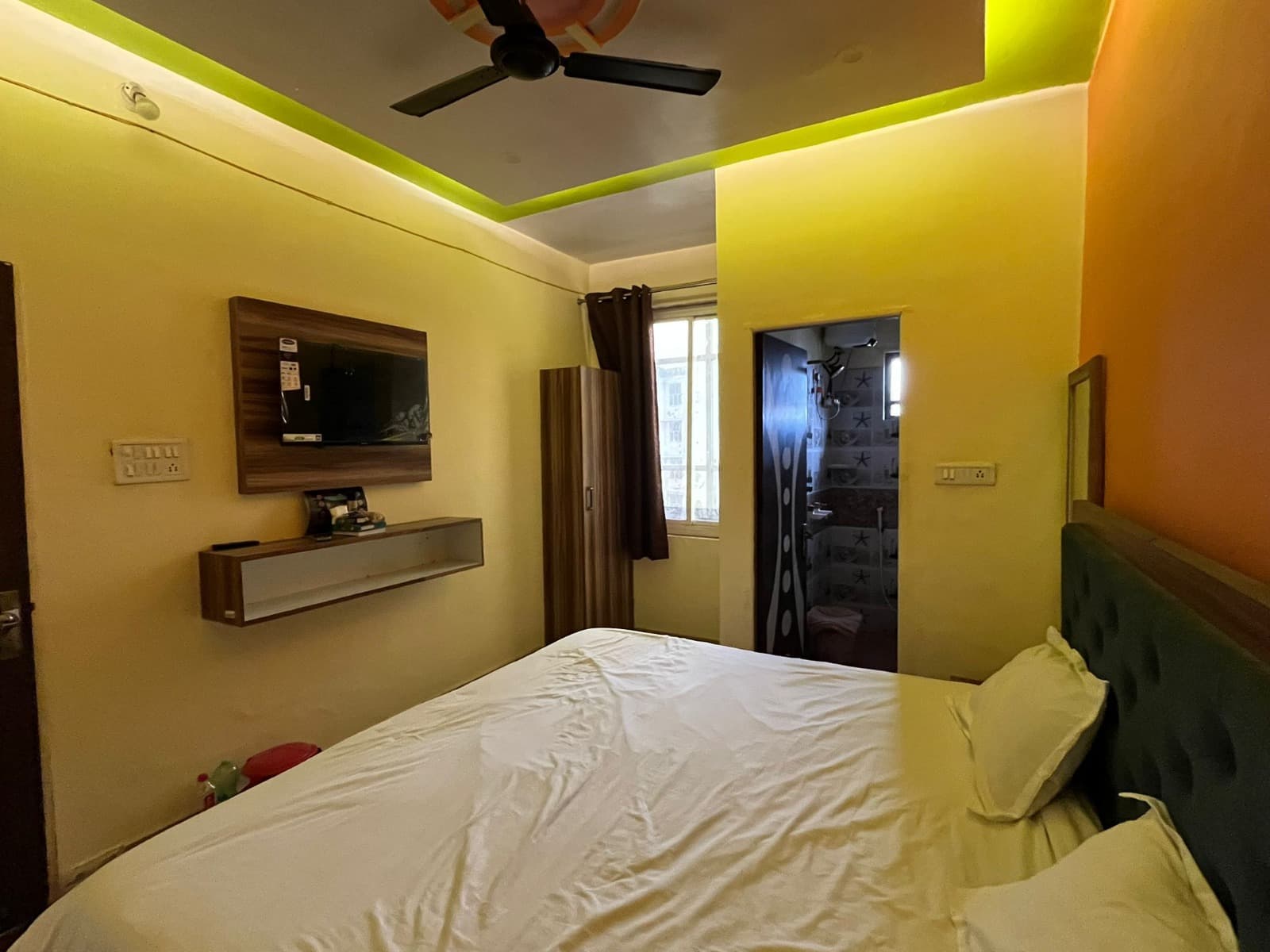 Hotel Shivoham Rooms — gallery image 6